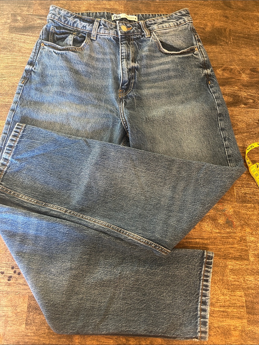 Zara Men Straight-Leg Medium Blue Denim Jeans